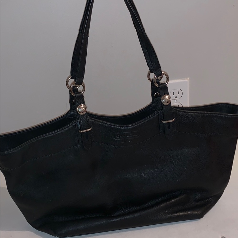 Old school coach bag
